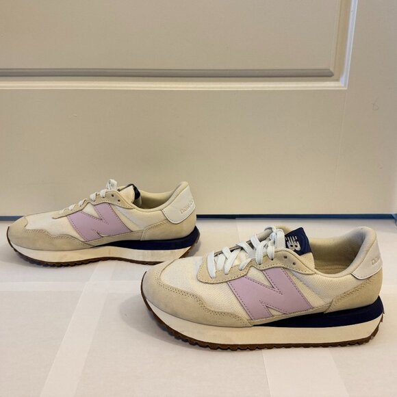 New Balance 237 Women’s Sneakers Beige Canvas Purple N, Retro Running Style - Picture 4 of 9